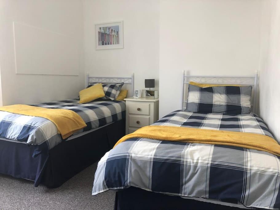 Seaton, Devon, Two Bed Apartment, Just Off The Sea Front. Екстер'єр фото